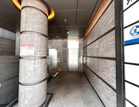 コルティーレ銀座口ビルの外観
