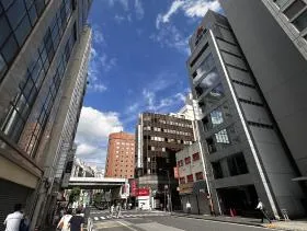 コルティーレ銀座口ビルの外観