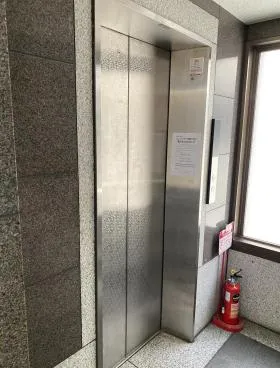 オーチュー第5ビルの外観