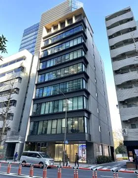 グリーンスクエア新宿ビルの外観