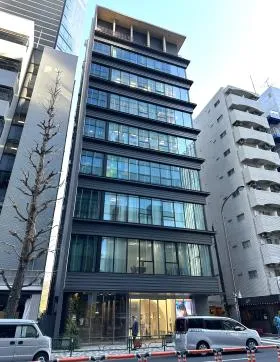 グリーンスクエア新宿ビルの外観