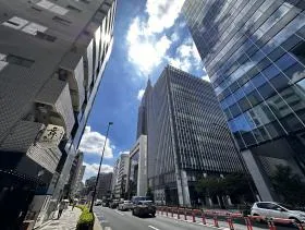 グリーンスクエア新宿ビルの外観