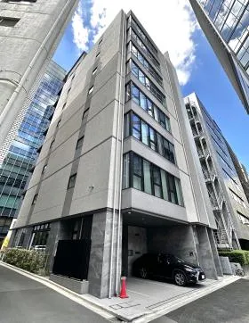 グリーンスクエア新宿ビルの外観
