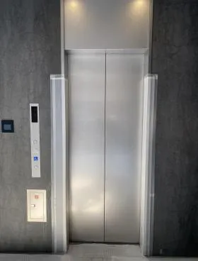 シャロム西麻布ビルの外観