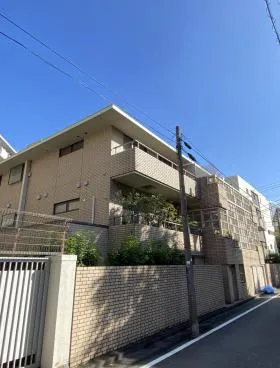 ミヤケホームズの外観