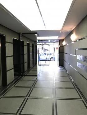 Landwork青山ビルの外観