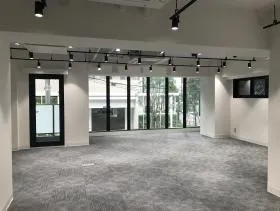 SNT八丁堀ビルの外観