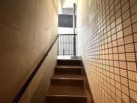 SNT八丁堀ビルの外観