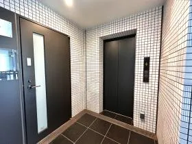 SNT八丁堀ビルの外観