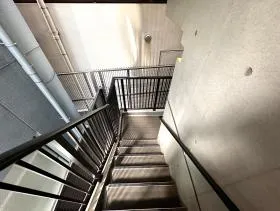 SNT八丁堀ビルの外観