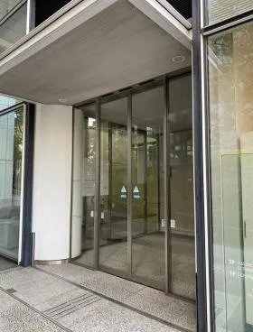 汐留メディアタワーアネックスビルの外観