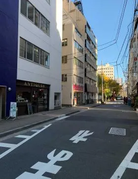 STビルの外観