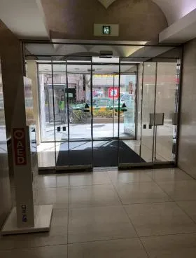 住友生命日本橋小伝馬町ビルの外観