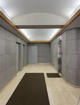 第四田町ビルの外観
