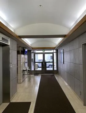 第四田町ビルの外観