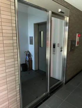 神宮前HMビルの外観