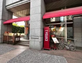 カフェ・ベローチェ