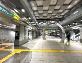 都営大江戸線「都庁前駅」