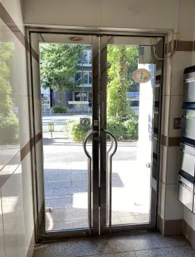第2名和ビルの外観
