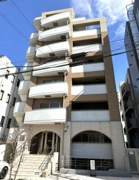 ランド南青山の外観