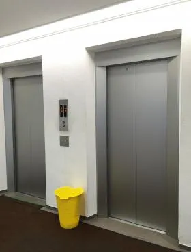 中庄ビルの外観
