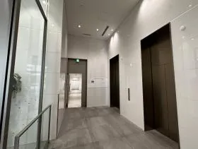 第1スカイビルの外観