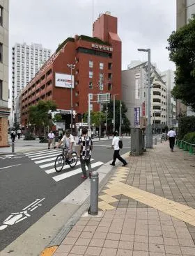 ニッセイアロマスクエアビルの外観
