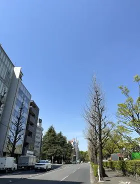 日本会館2ビルの外観