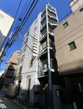 JSビルの外観