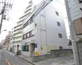 栄ビルの外観