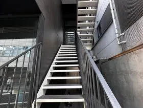 ESCALIER麹町ビルの外観