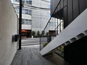 ESCALIER麹町ビルの外観