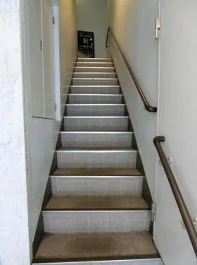 甘利ビルの外観