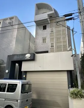 ダイアンビルの外観