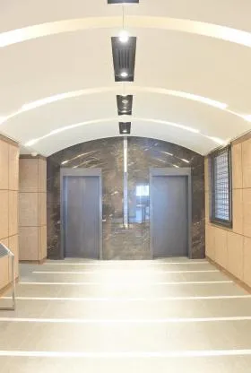 日本橋ライフサイエンスビルディング 10(旧KDX日本橋本町)ビルの外観