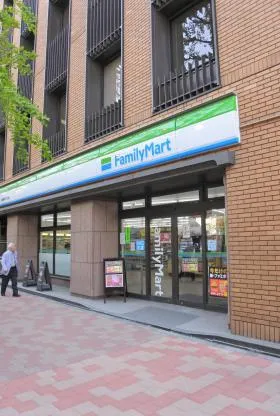 日本橋ライフサイエンスビルディング 10(旧KDX日本橋本町)ビルの外観