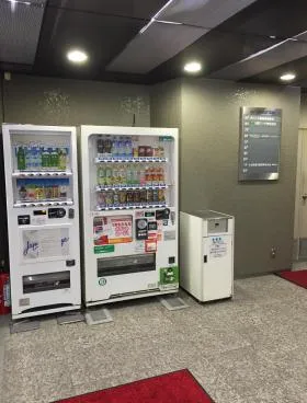 丸柏タマビルの外観