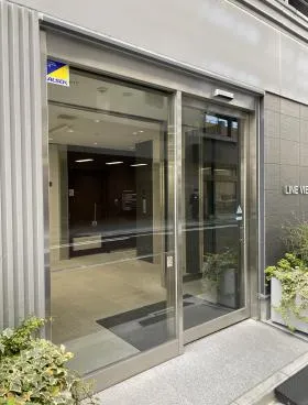 LINE VIEW京橋の外観