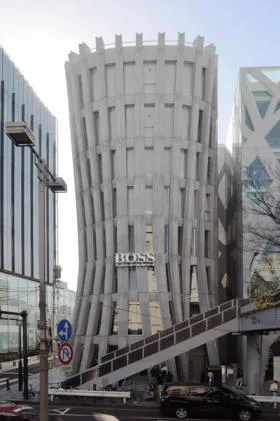 表参道Keyakiビルの外観