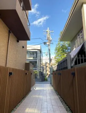 青山パインビレッジビルの外観