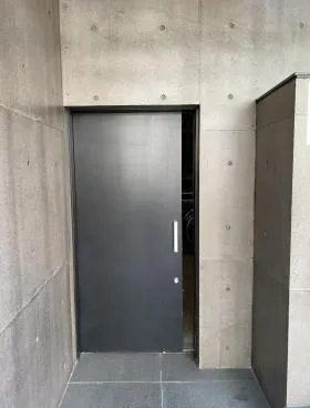 ALPINE茅場町の外観