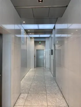 Daiwa八丁堀駅前ビルの外観