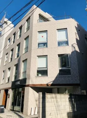 リオン南青山ビルの外観