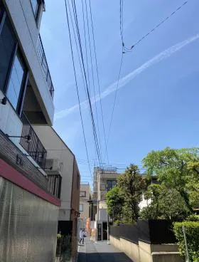 OMOTESANDO LABビルの外観