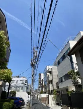 OMOTESANDO LABビルの外観