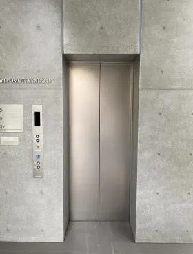 FPG Links OMOTESANDO IVの外観