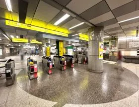 都営大江戸線「都庁前駅」