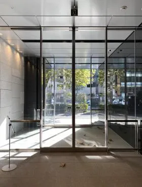 BIZCORE神田須田町ビルの外観