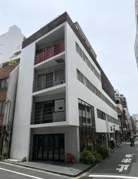 キリークBOXビルの外観