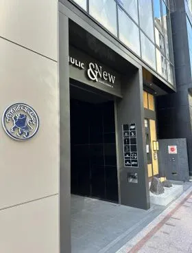 HULIC&New GINZA NMIKI6 ビルの外観